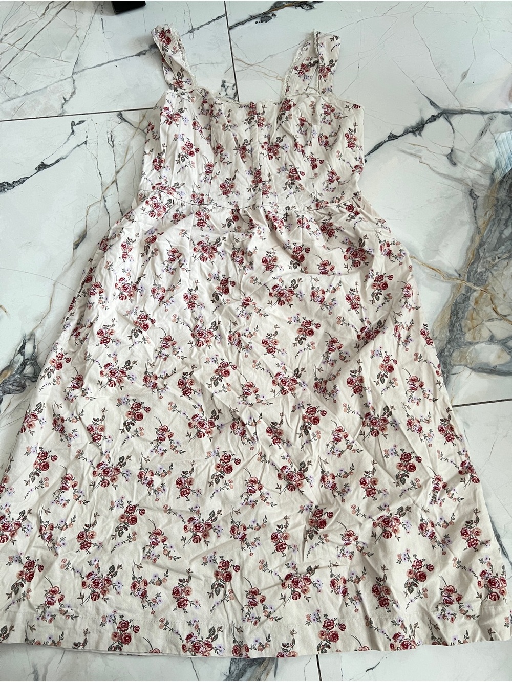 Women’s Floral Mid Length Sundress in Cream with Red Rose Print and lace details